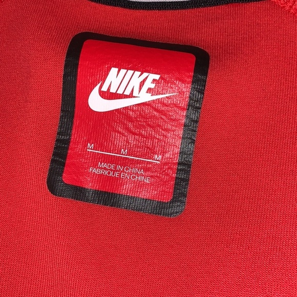 Nike - Picture 9 of 9